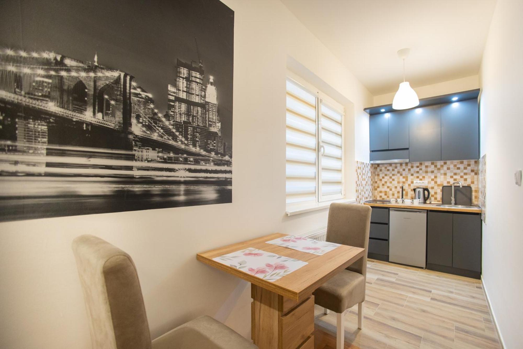 V & V Studio Apartments 2 Ni Buitenkant foto