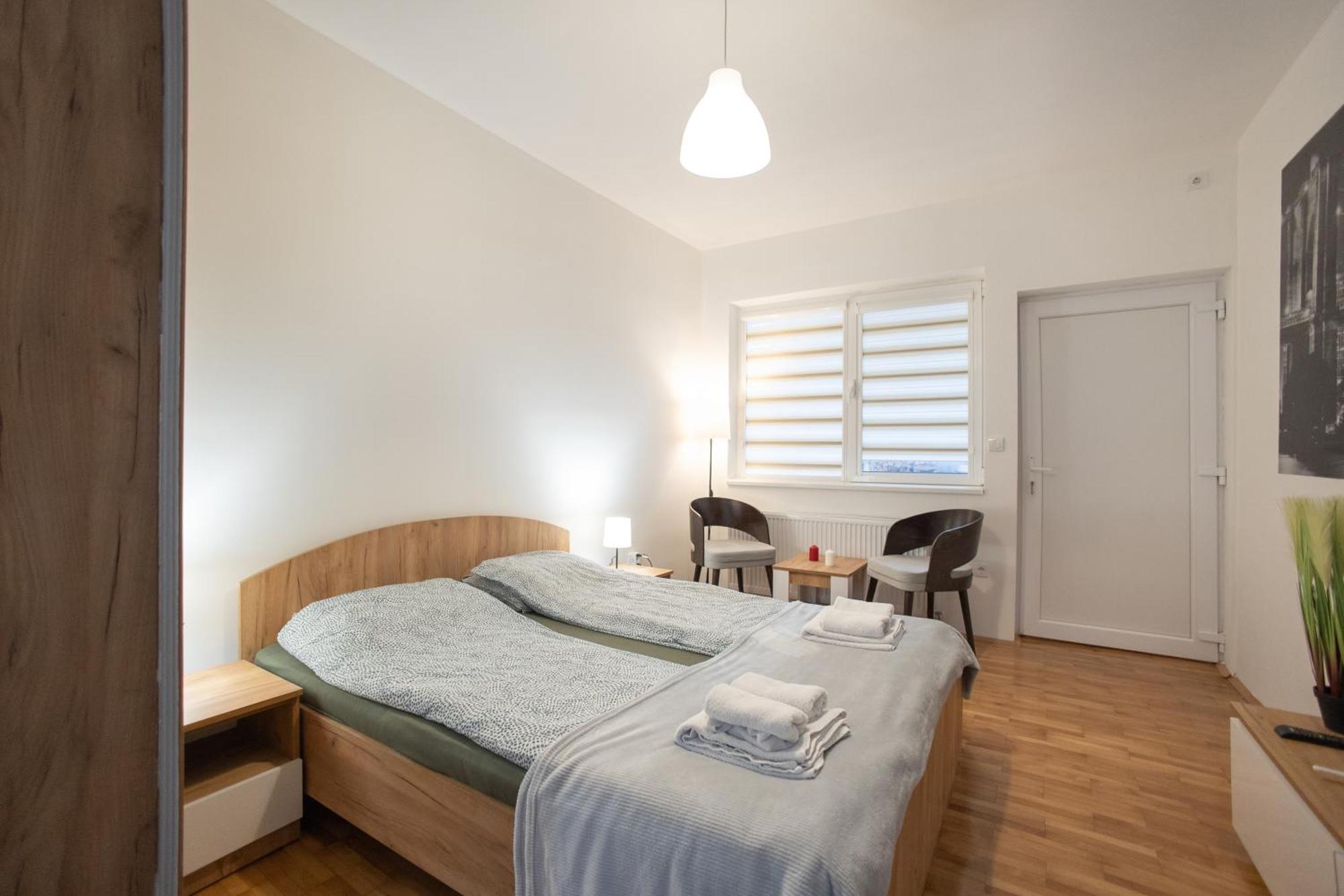 V & V Studio Apartments 2 Ni Buitenkant foto